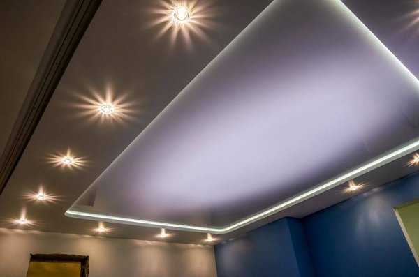 Décoration : osez les lumières colorées