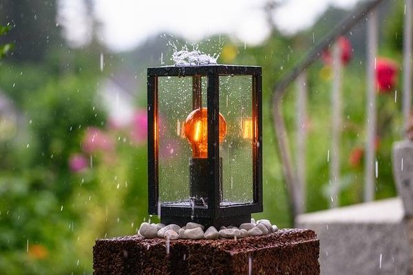 Normes et certifications de sécurité des lampes déco : Tout ce que vous devez savoir !